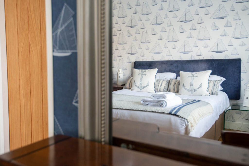 Captain's Cabin - Luxury holiday apartments Hythe