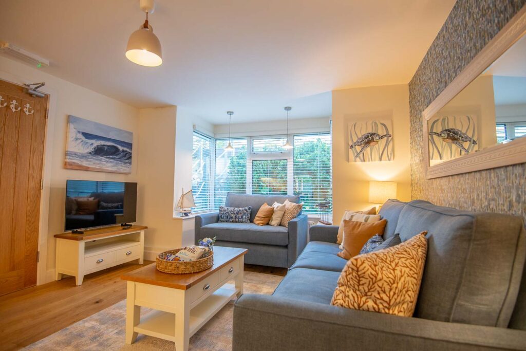 Seascape & Stones Throw Bathroom - Luxury holiday apartments Kent