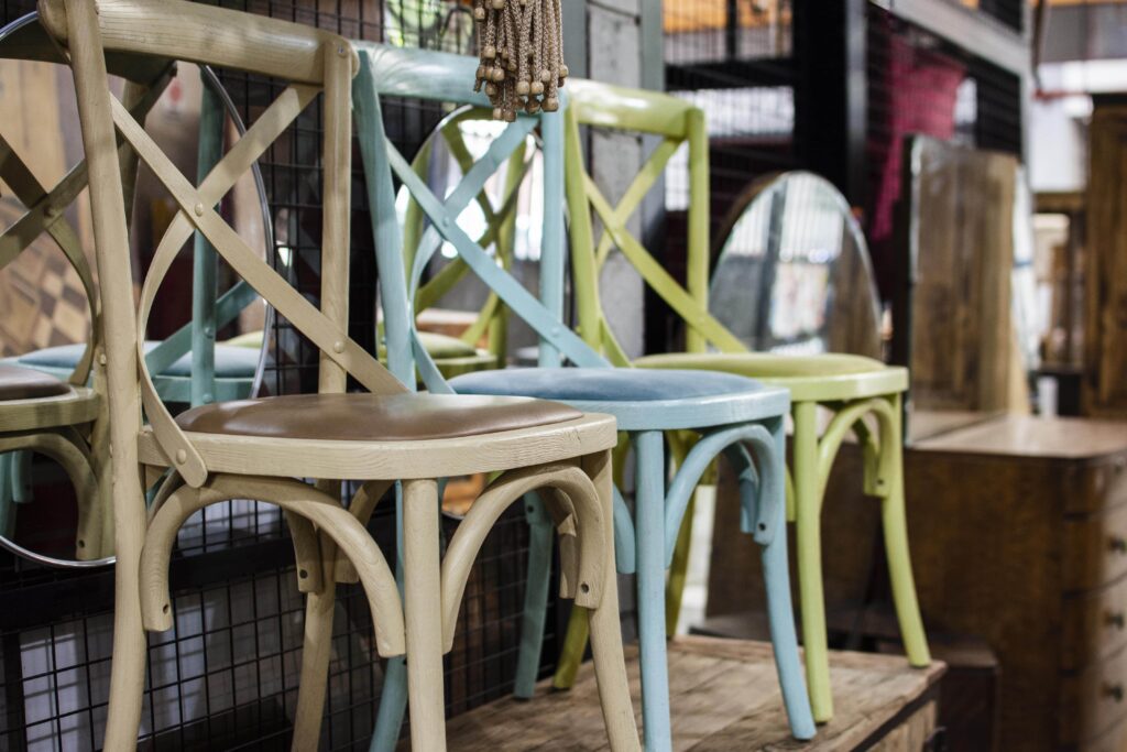Antique chairs - Antique market Kent
